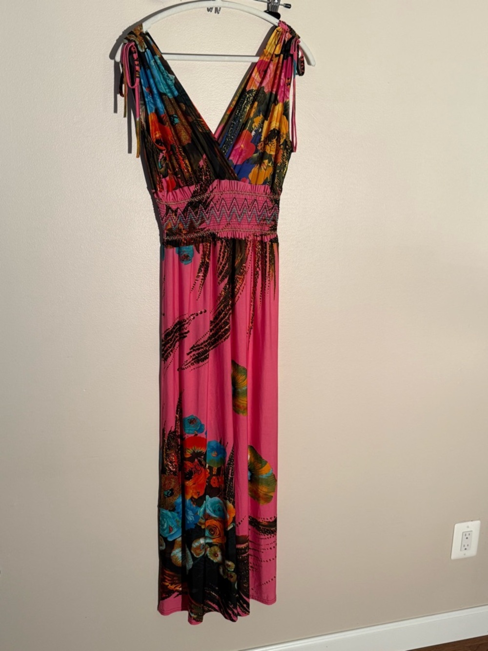 Women's Pink Floral V-Neck Maxi Dress